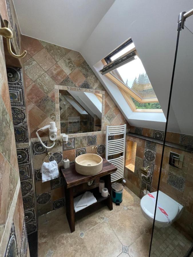 Casa Bicajeanului - Kızıl Göl Dış mekan fotoğraf
