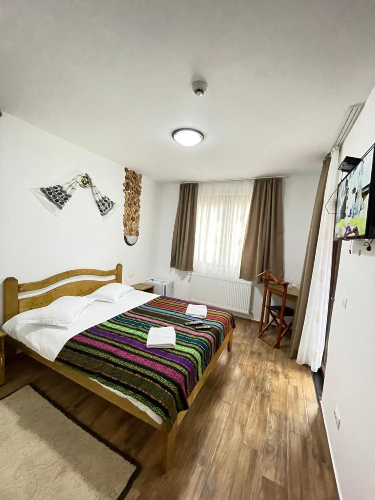 Casa Bicajeanului - Kızıl Göl Dış mekan fotoğraf